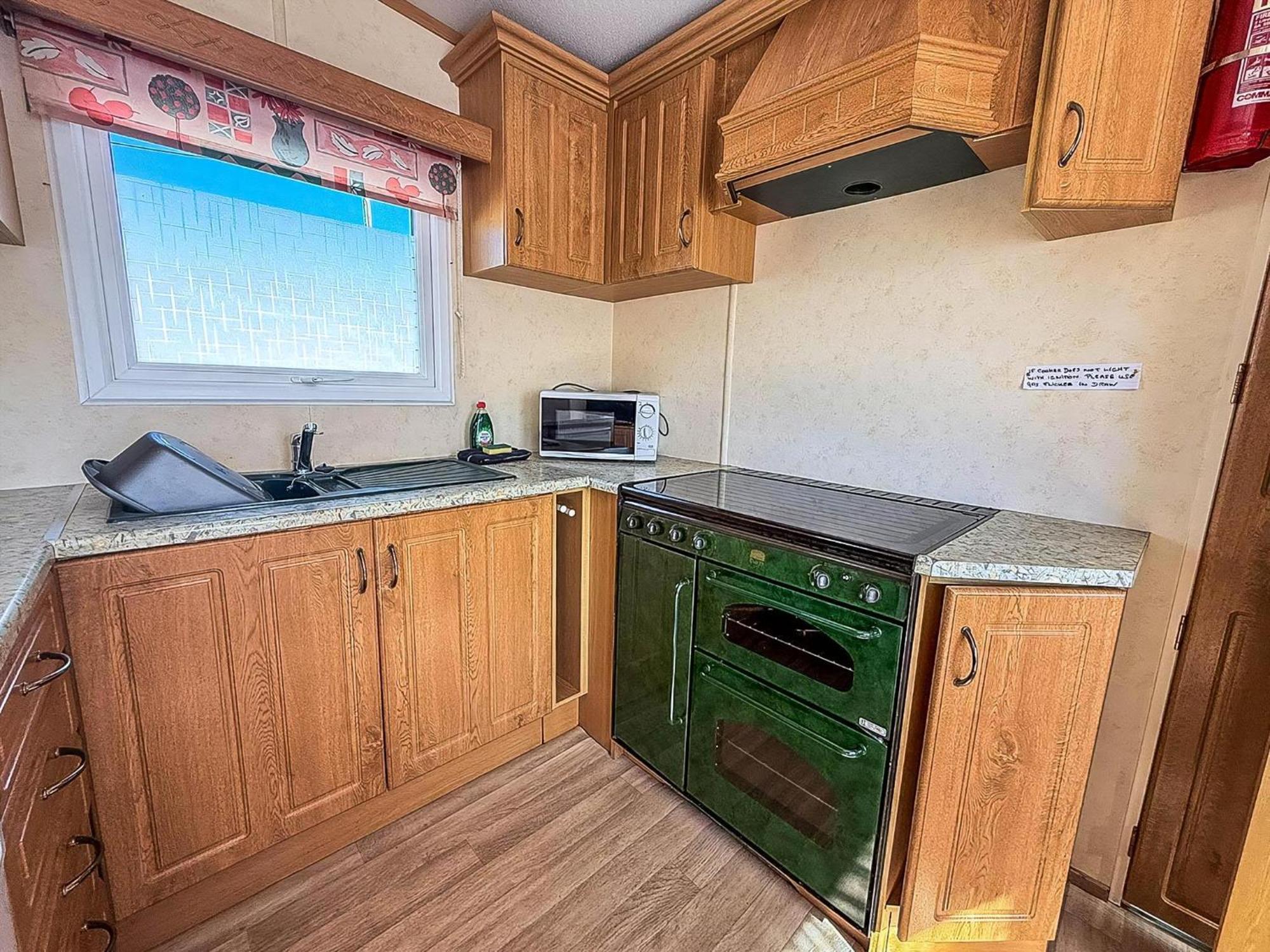 6 Berth Caravan By The Beach In Hunstanton In Norfolk, Pets Welcome Ref 13009L Экстерьер фото